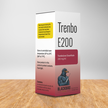 A box of Trenbo E200 on a table containing a 10 ml sterile solution of trenbolone enanthate 200 mg/ml.